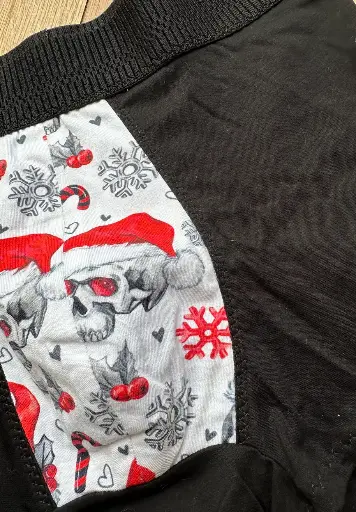 Boxer Christmas Skull